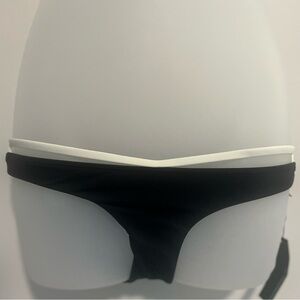 Black and Cream Enjoue bikini bottom